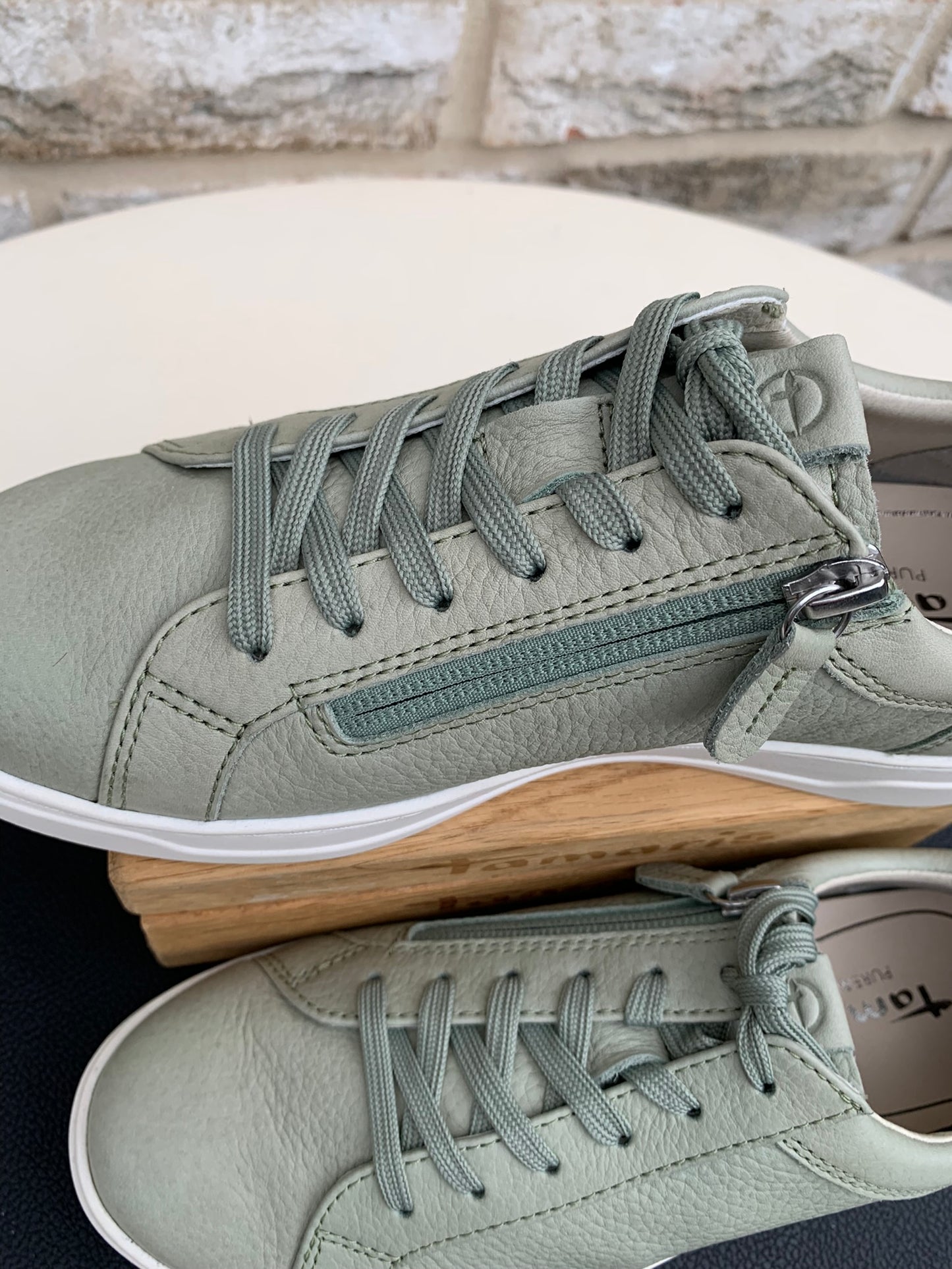 Ledersneaker