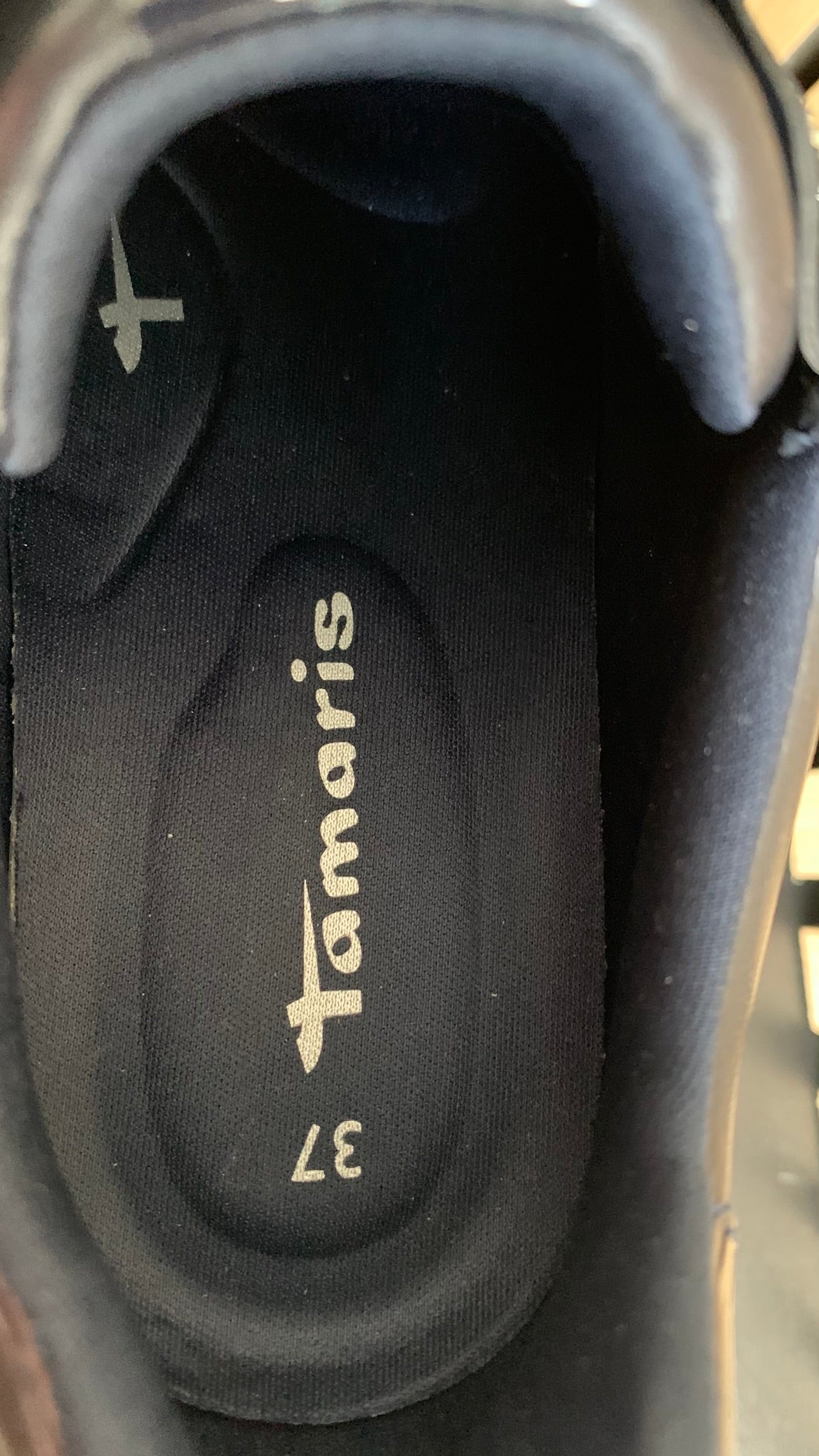Sneaker