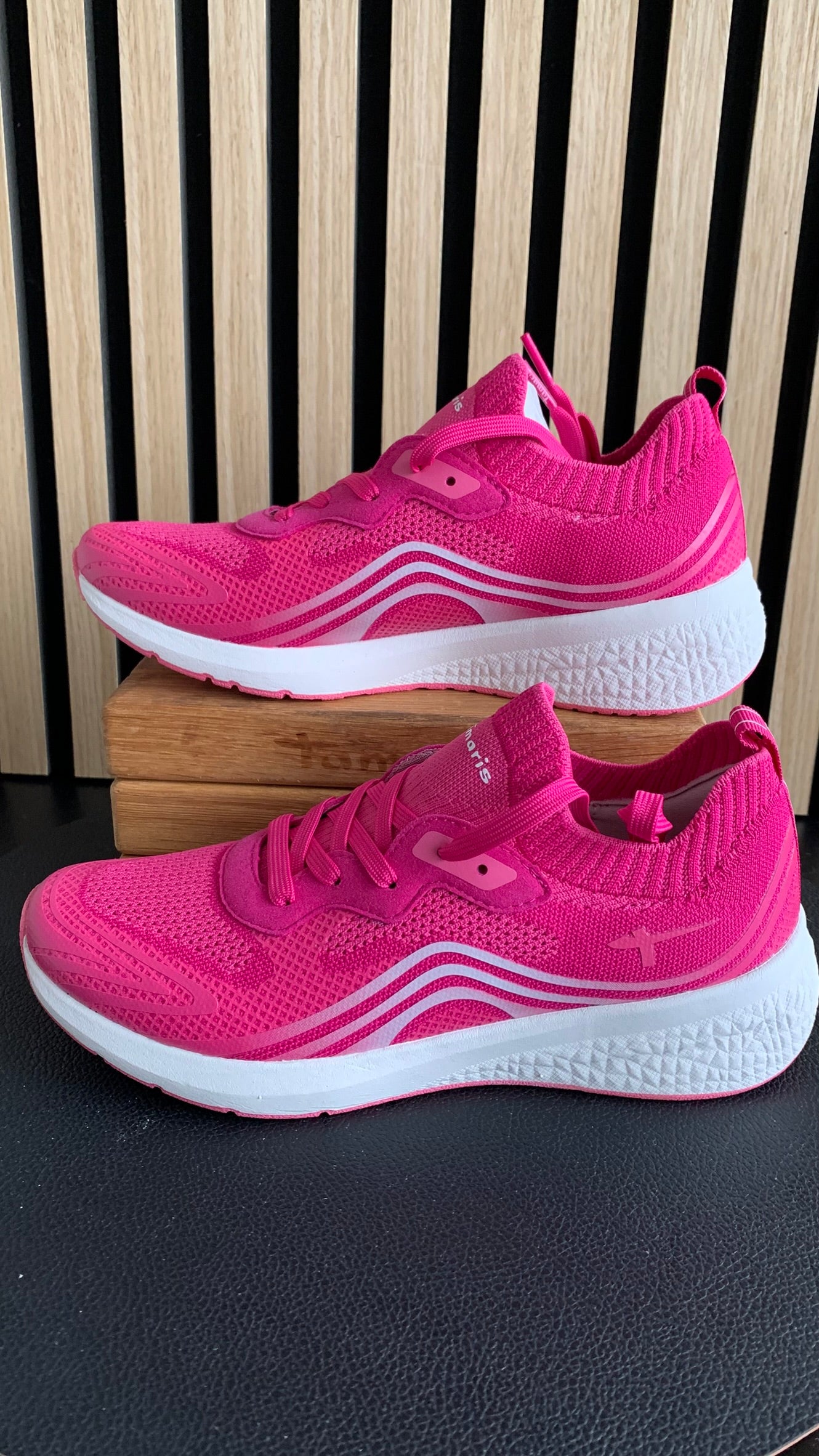 Sneaker