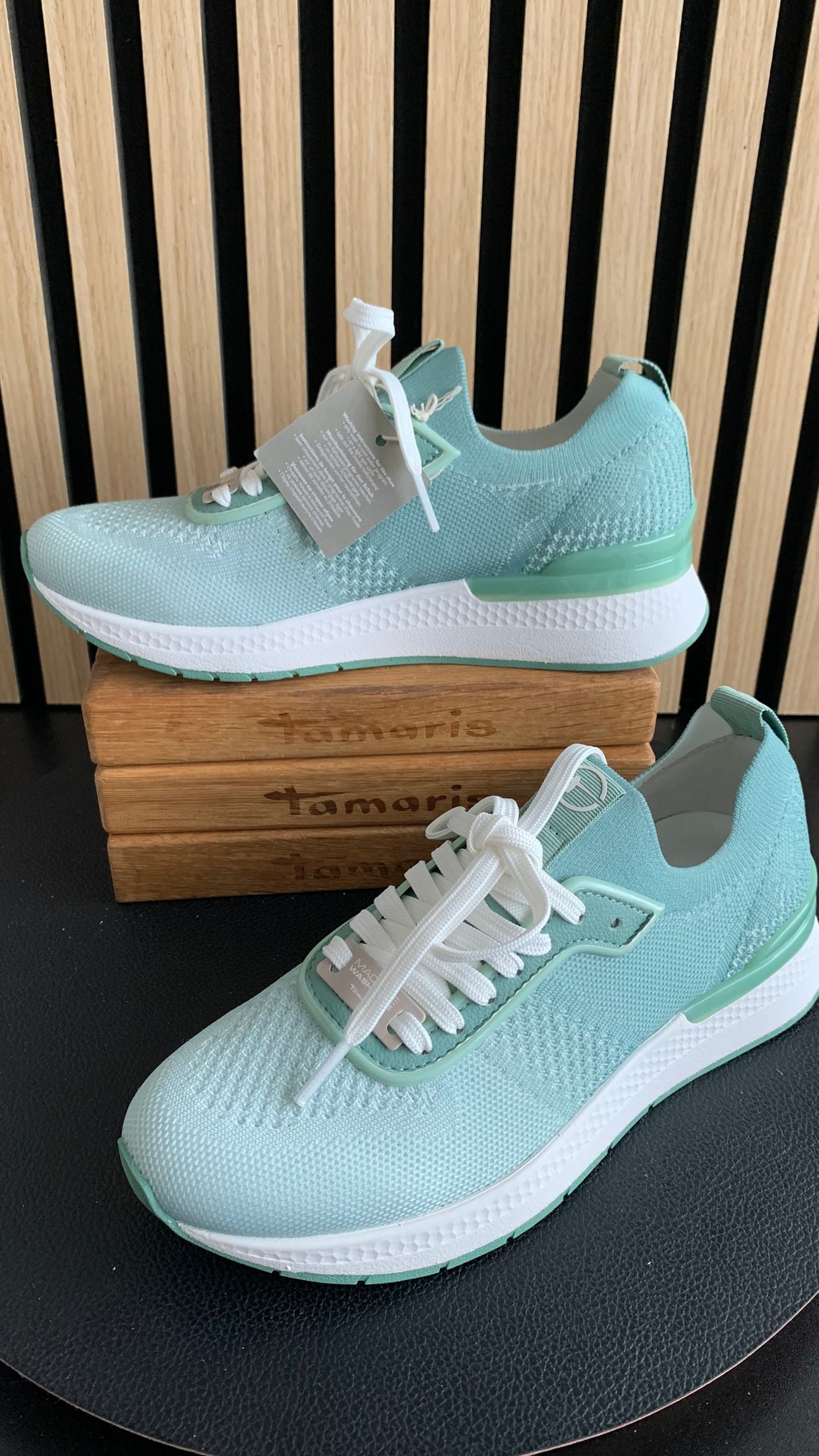 Sneaker