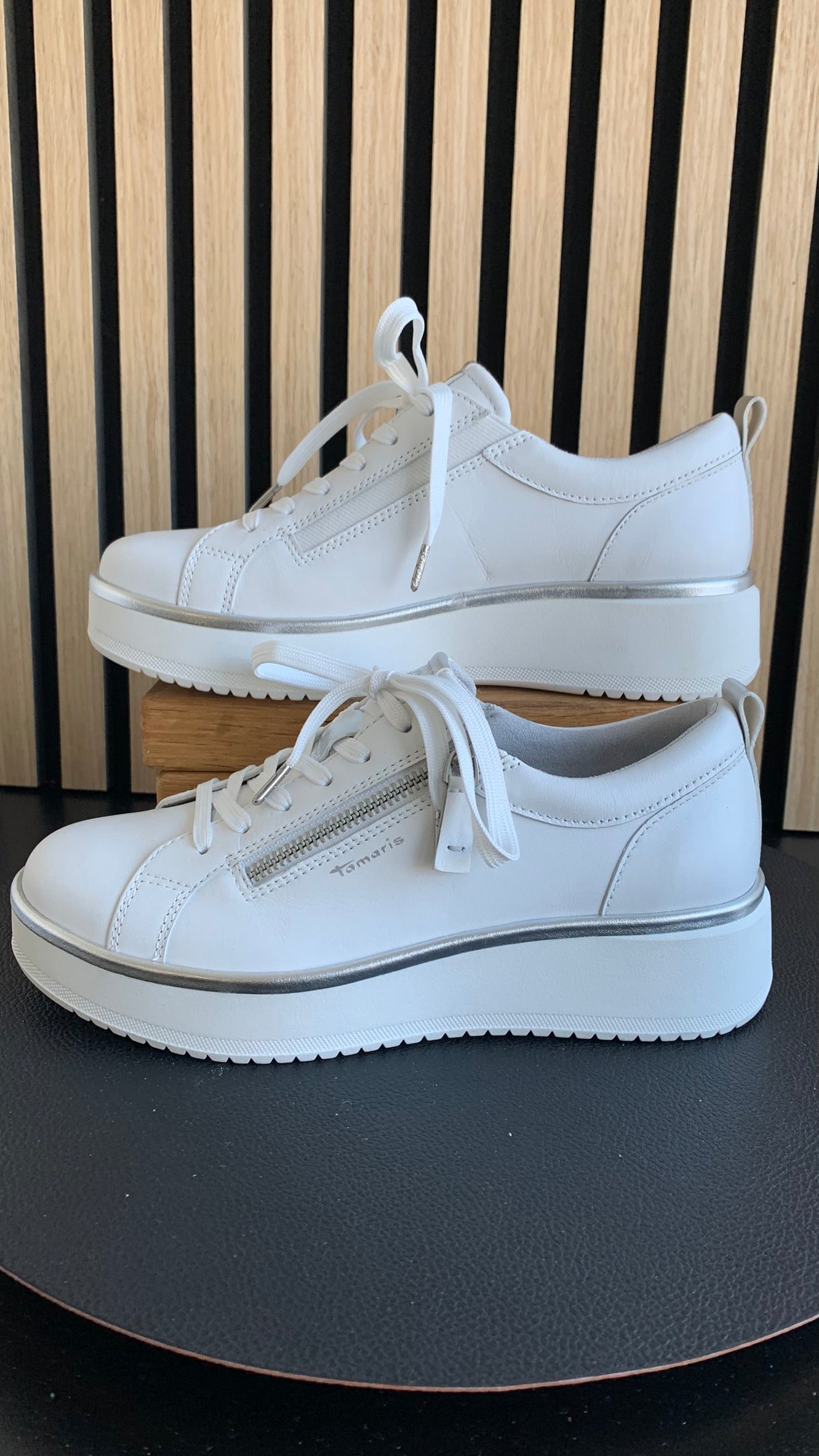 Sneaker Leder