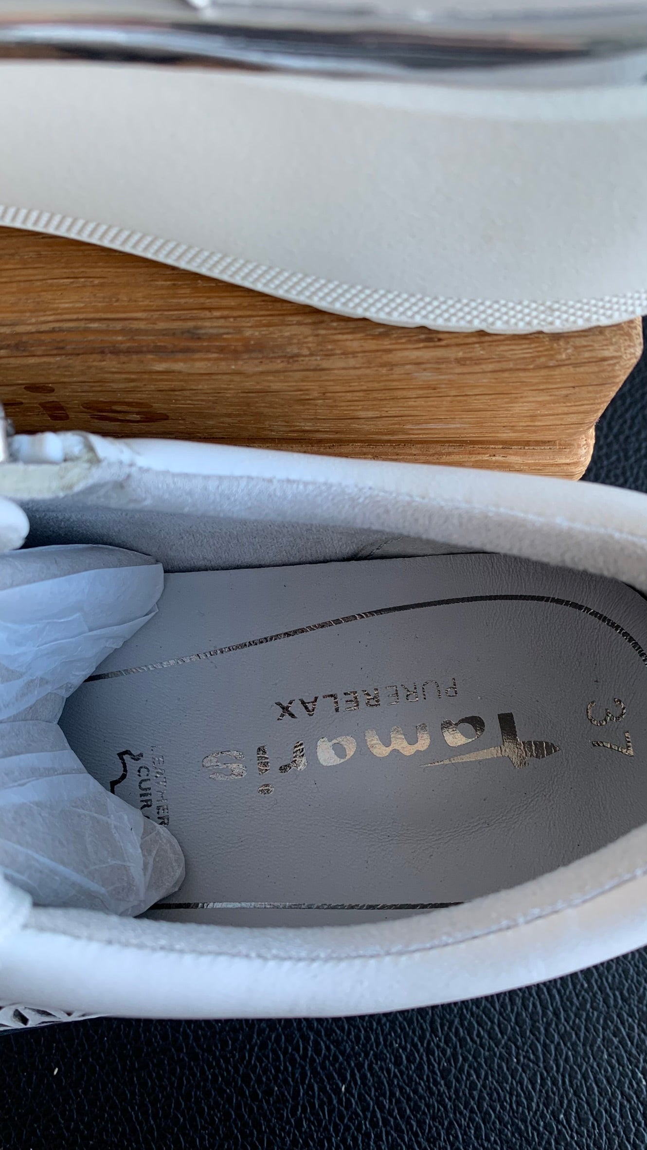 Sneaker