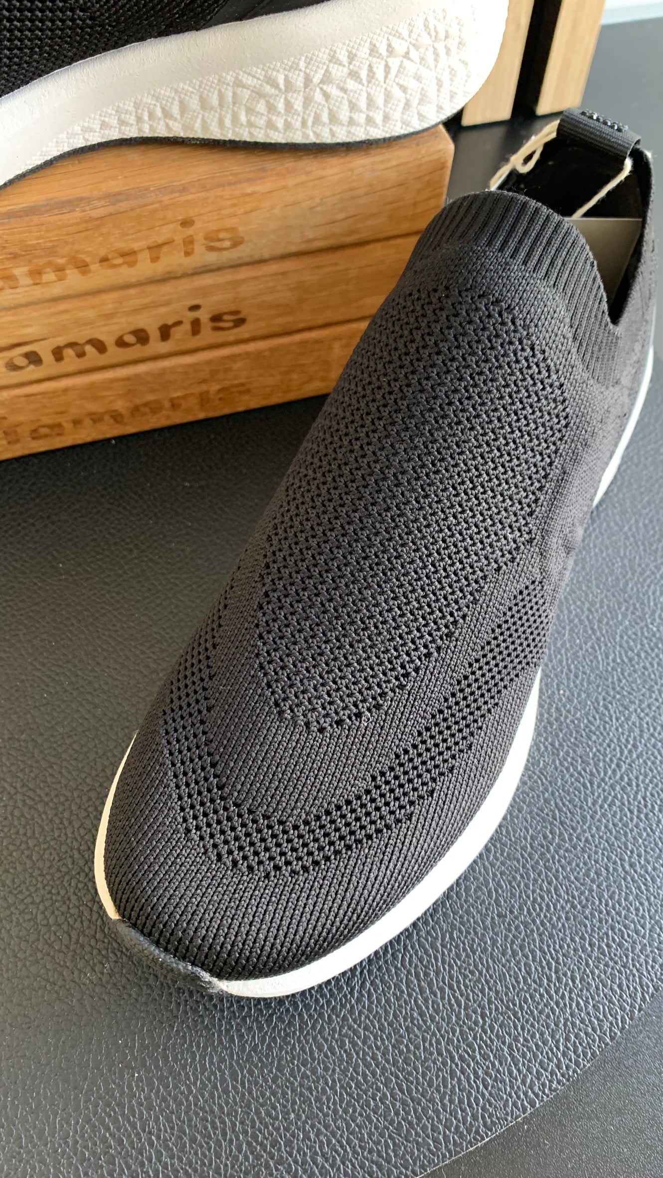 Sneaker