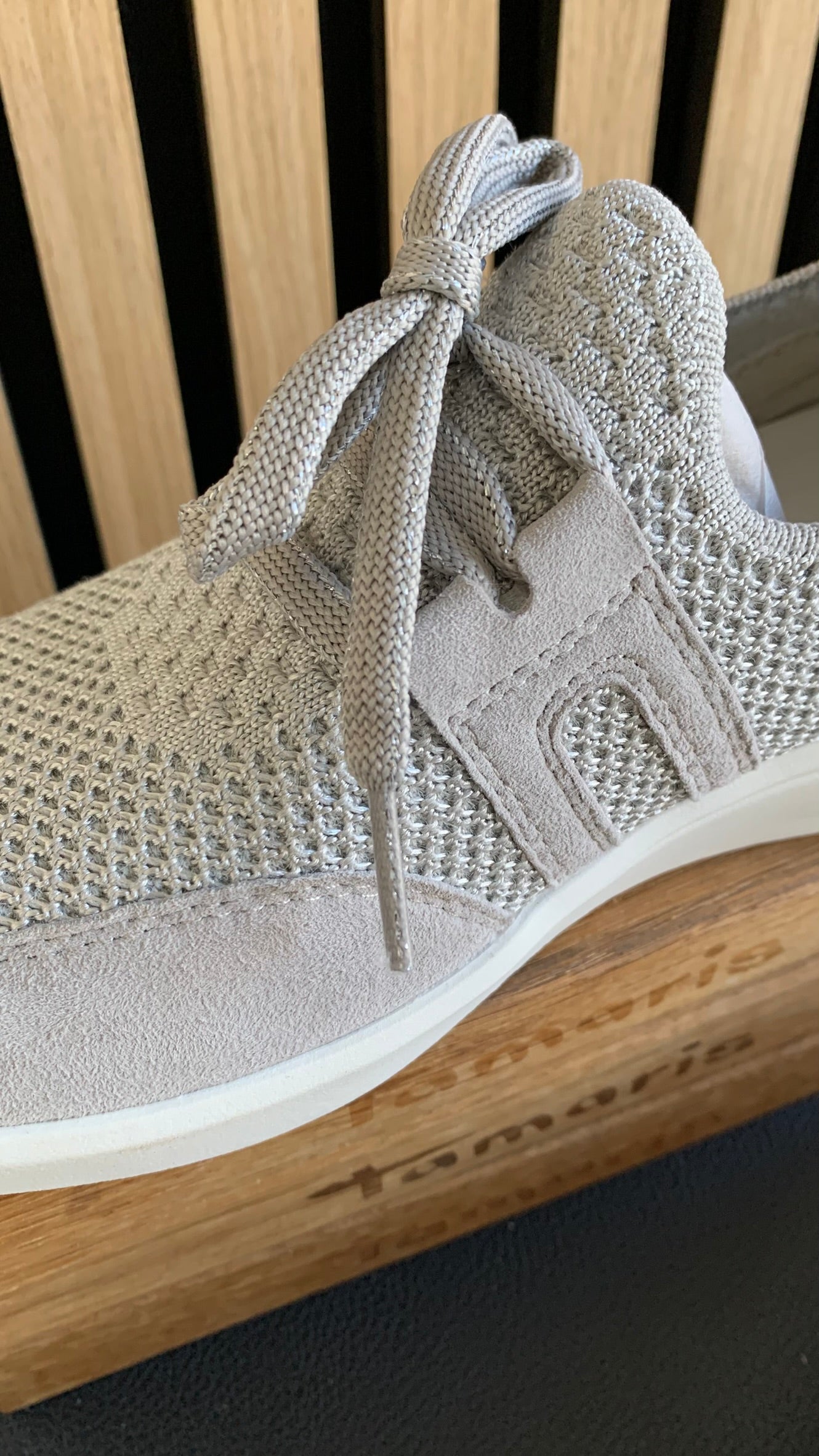 Sneaker