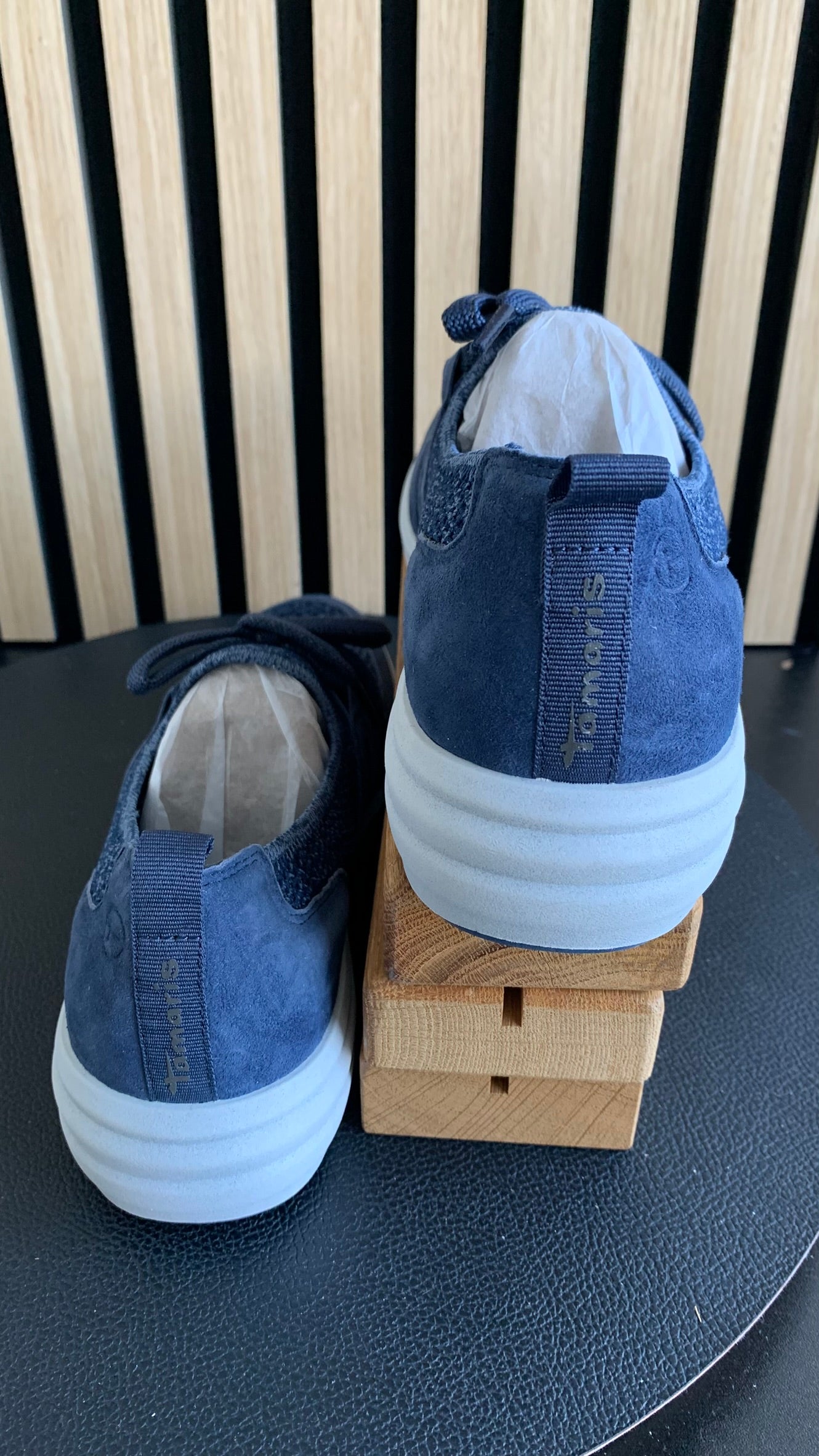 Sneaker