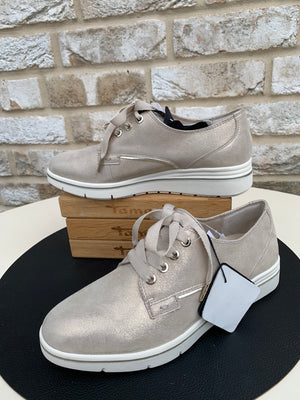 Descriptive image text