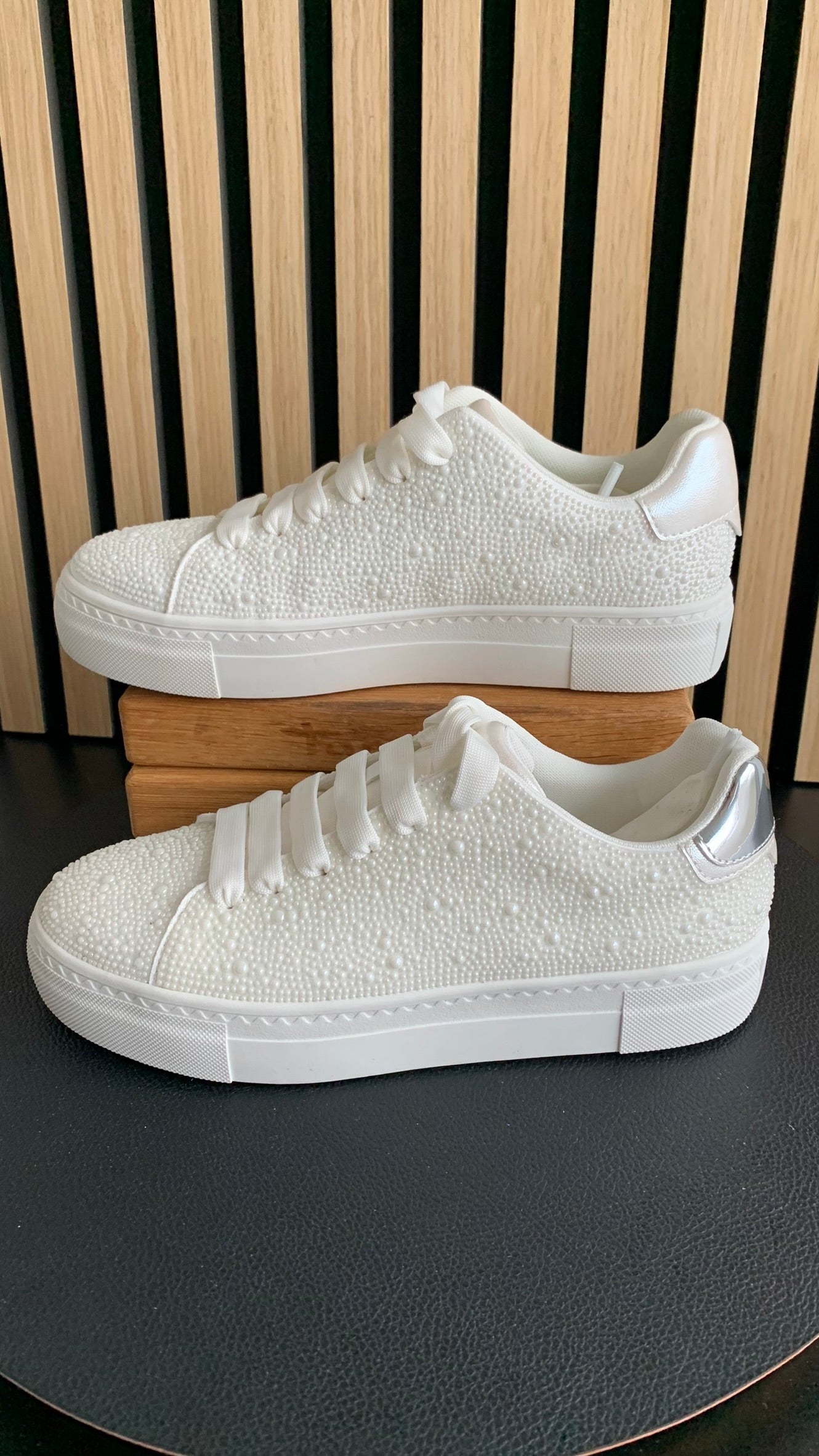Sneaker