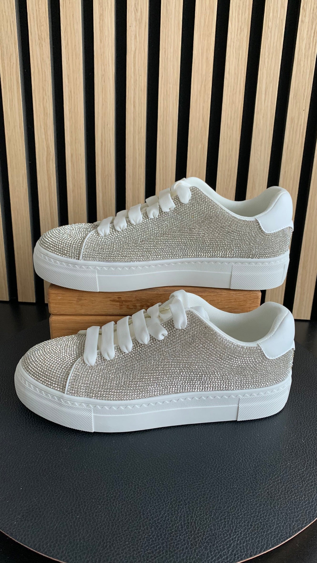 Sneaker