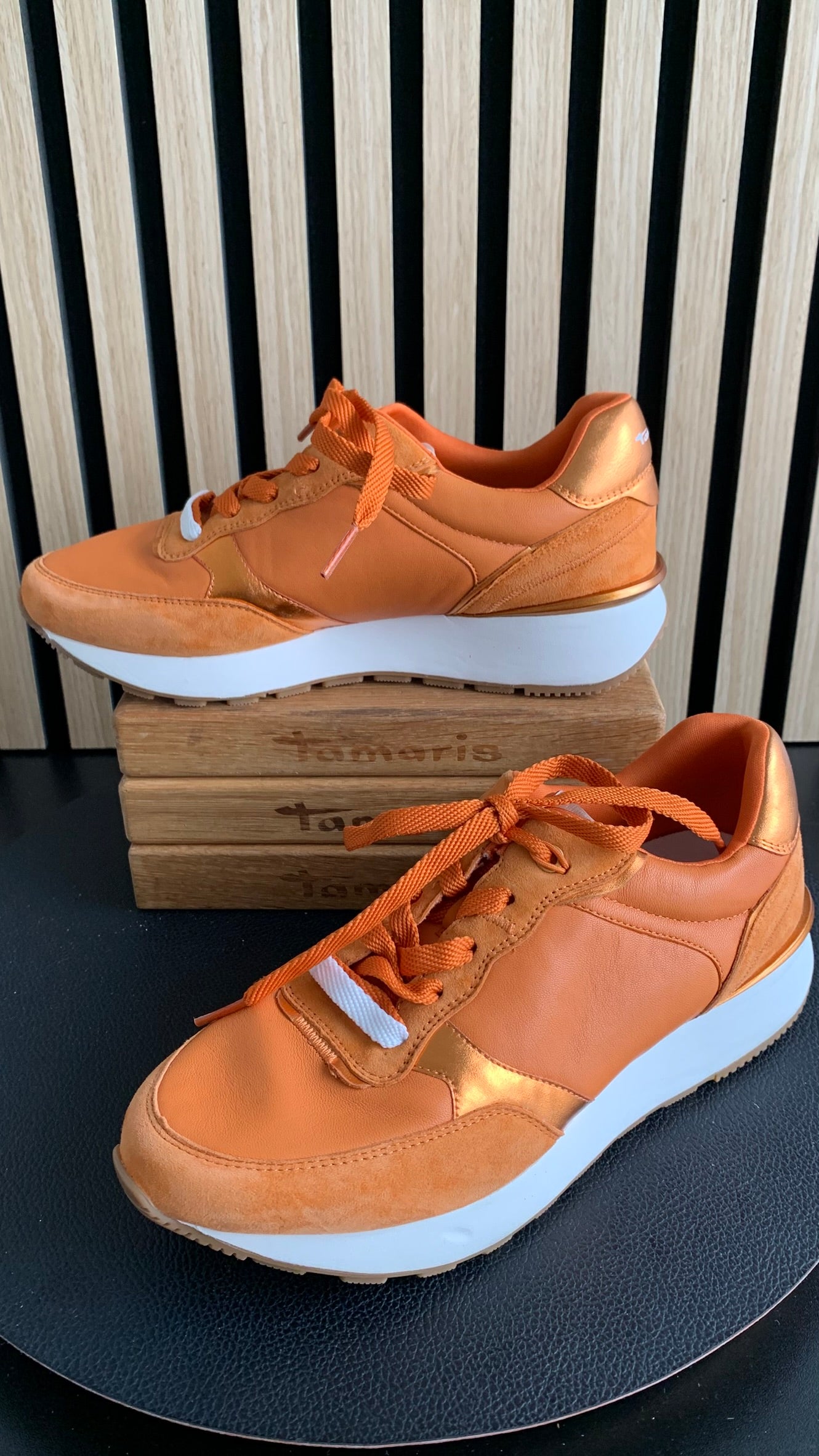 Sneaker
