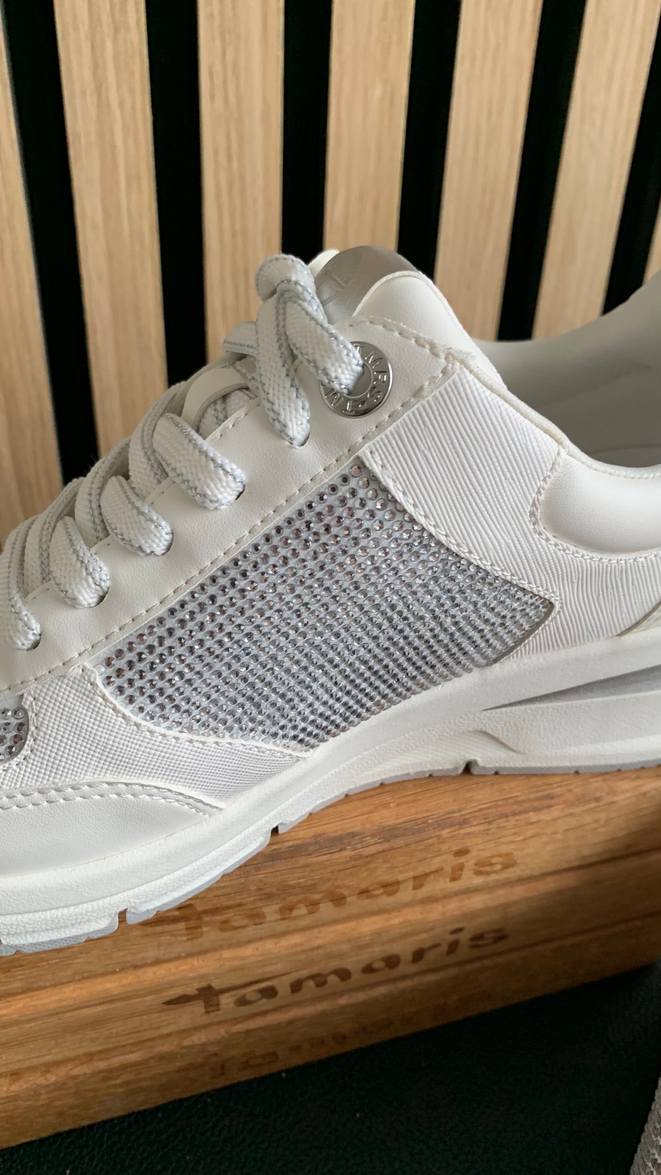 Sneaker