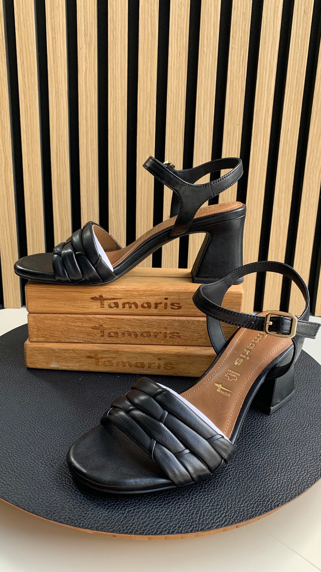 Sandalette
