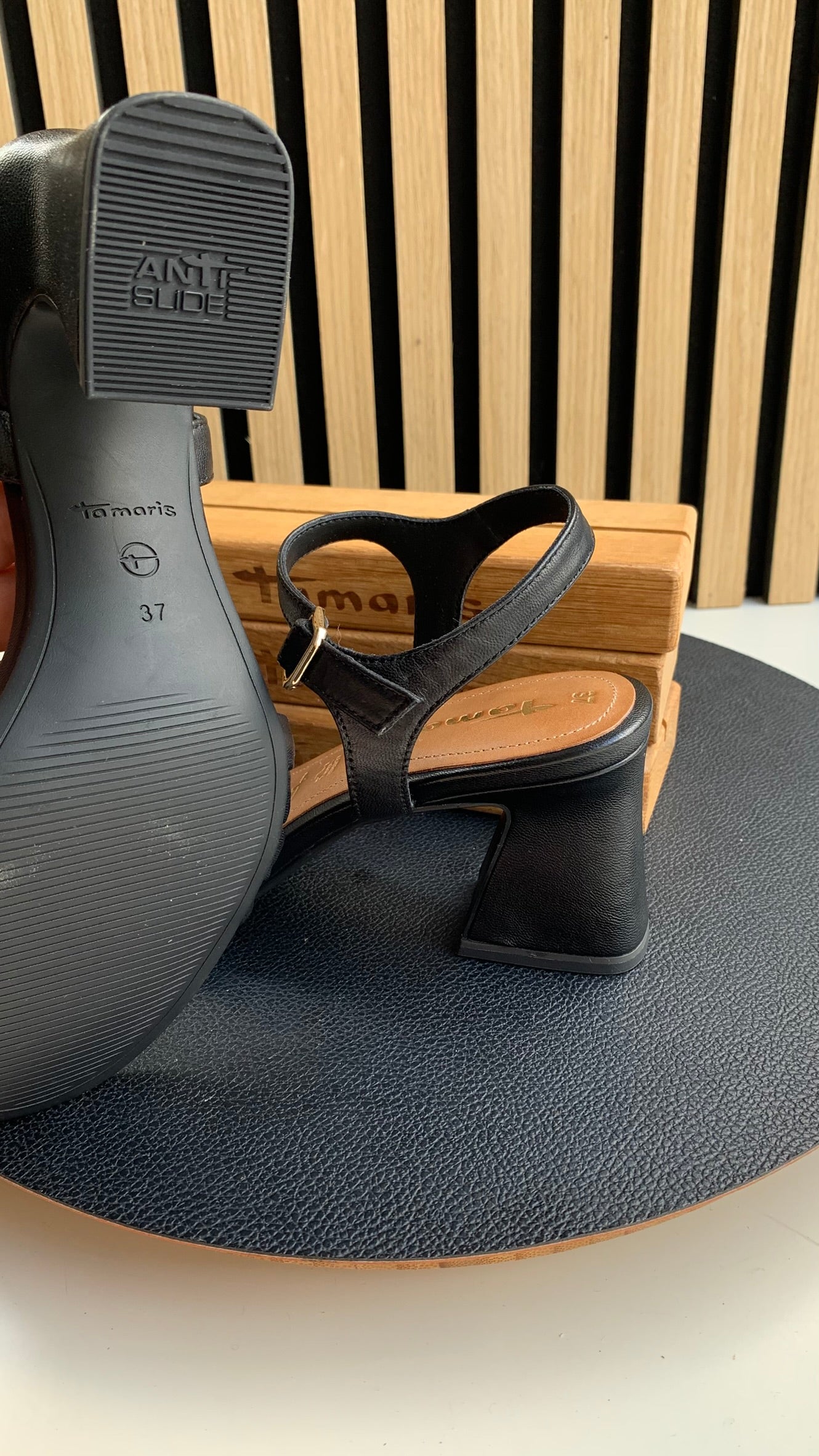 Sandalette